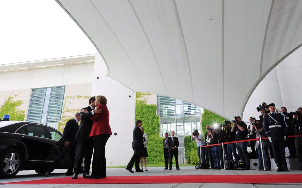 Merkel en Sarkozy zijn maandag alvast bijeen in aanloop naar een belangrijke EU-top. Foto EPA