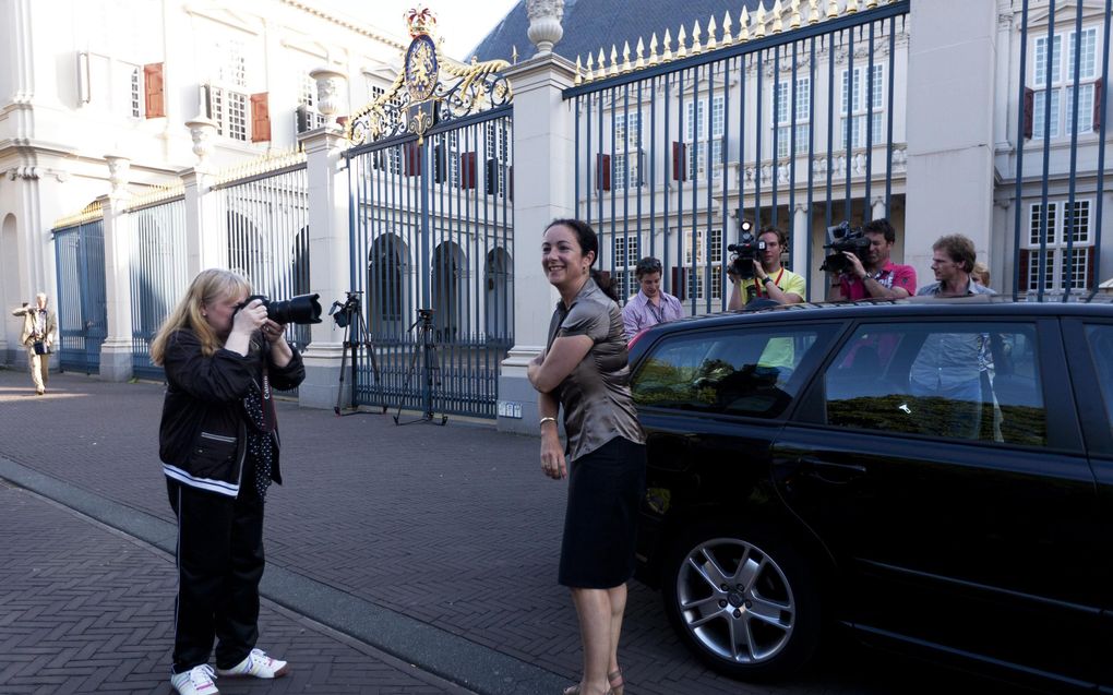 DEN HAAG - GroenLinks-leider Femke Halsema komt vrijdag aan bij paleis Noordeinde voor haar gesprek met koningin Beatrix. Foto ANP