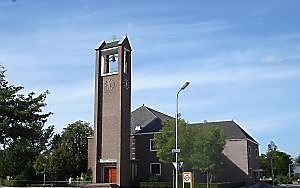 In de Jachin Boazkerk te Urk had zaterdag de jaarlijkse Mbumazendingsdag plaats. Beeld RD