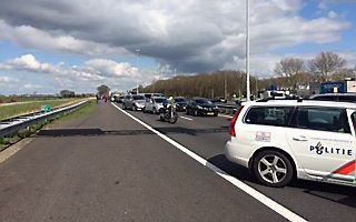 De afgesloten A27, zaterdagmiddag. beeld RD