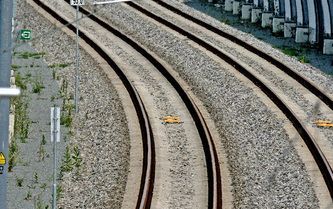 Op de Betuwelijn rijden nog geen treinen. Nadat de lijn zes weken geleden in gebruik is genomen, rijden alleen testtreinen tussen Rotterdam en Duitsland.