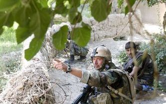 Volgens minister Van Middelkoop gingen Nederlandse commando's in 2002 niet buiten hun ISAF-boekje. Foto ANP