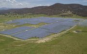 Een zogenaamde zonneboerderij in Williamsdale, Australië. beeld EPA, Mick Tsikas