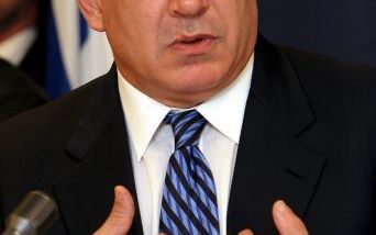 JERUZALEM - Het aftreden van de IsraÃ«lische minister Netanyahu komt als een verrassing, omdat hij de afgelopen tijd herhaaldelijk heeft gezegd niet te zullen aftreden. - Foto EPA