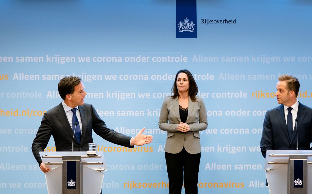 Premier Rutte (l.) en minister De Jonge. beeld ANP