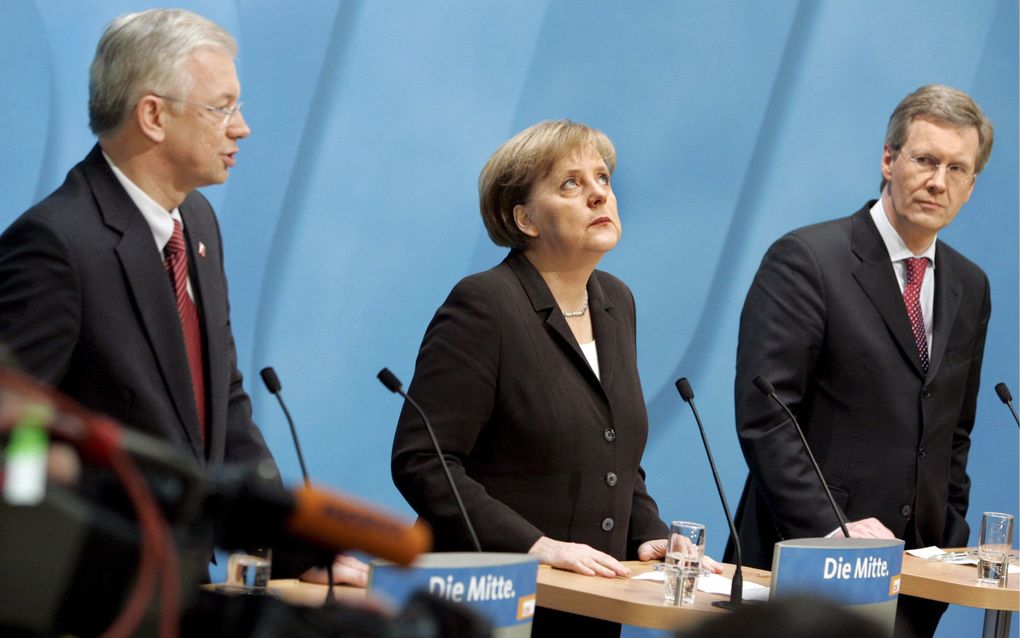 Christian Wulff (r) wordt waarschijnlijk de nieuwe president van Duitsland. Foto EPA