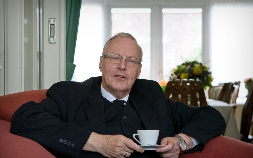 Ds. J. van Rossem, predikant van de hersteld hervormde gemeente te Voorburg, gaat met emeritaat. Foto RD, Henk Visscher