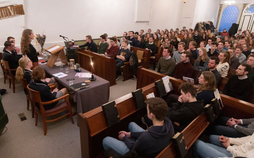 Joke van Nieuw Amerongen: Psyche en geloof niet te scheiden