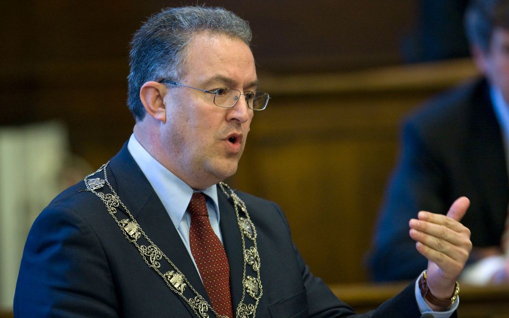 Volgens burgemeester Aboutaleb zijn er tijdens de Tweede Kamerverkiezingen ruim 3300 mensen in touw. Foto ANP