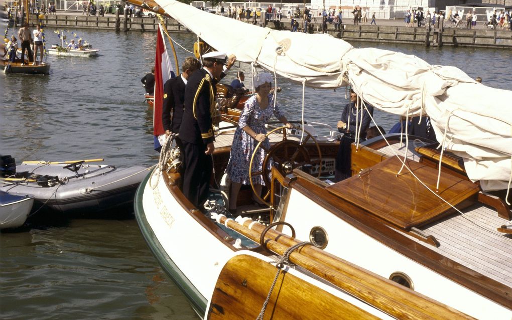 Koningin Beatrix gaat de extra onderhoudskosten van 326.000 euro aan de Groene Draeck zelf betalen. Foto ANP