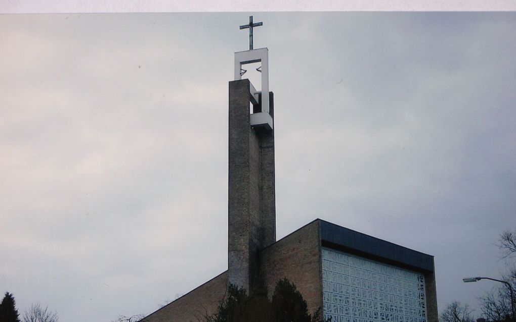 De Opstandingskerk in Apeldoorn. Het naoorlogse kerkgebouw is gesloopt in 2006. Foto Herman Wesselink