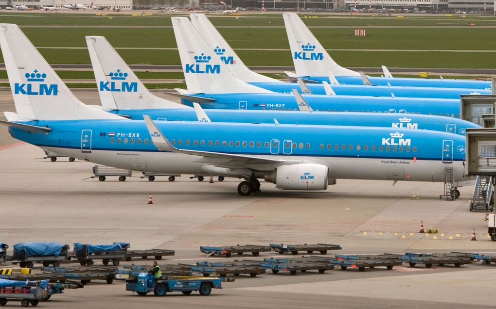 Doel van de luchthaven Schiphol is om in 2012 volledig CO2-neutraal te opereren. Over tien jaar wil Schiphol zelf 20 procent van zijn energie duurzaam opwekken. Foto ANP