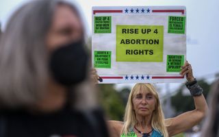 Pro-abortusactivisten demonstreren in Californië. beeld AFP, Ringo Chiu 