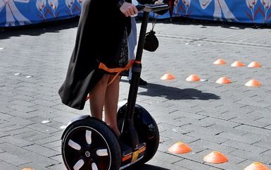 ALMERE - Prinses Maxima op een Segway op koninginnedag 2006.