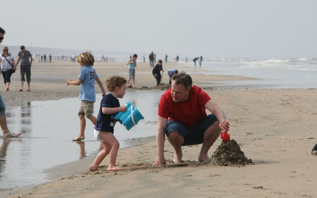 ZANDVOORT - Er komen steeds meer schone stranden. Foto ANP