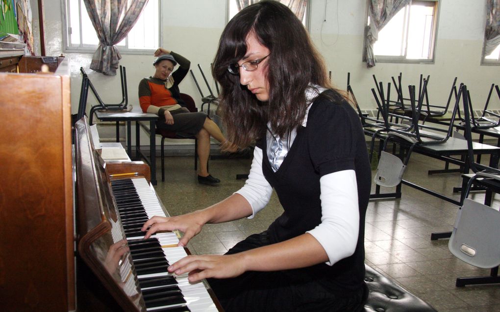 Vica Anushkina speelt Schumann. Foto Alfred Muller