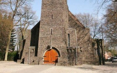 De gereformeerde kerk Renkum en Heelsum aan de Utrechtseweg in Renkum. Foto reliwiki.nl