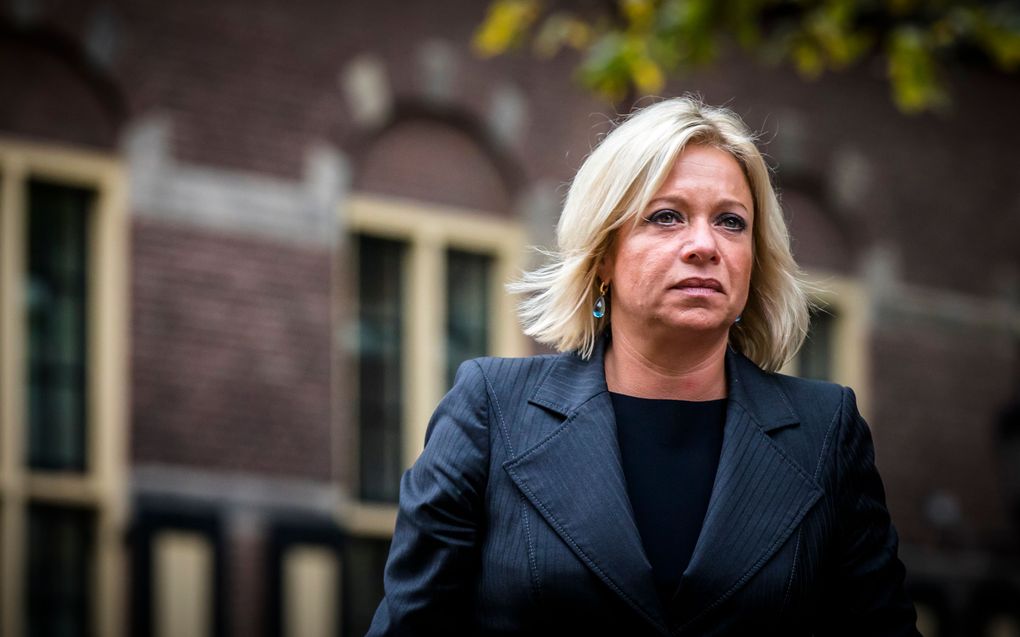 Minister Hennis. beeld ANP