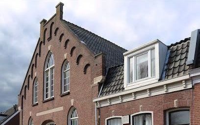 De voormalige christelijke gereformeerde kerk aan de Steengracht in Den Helder. beeld lemariage de louise