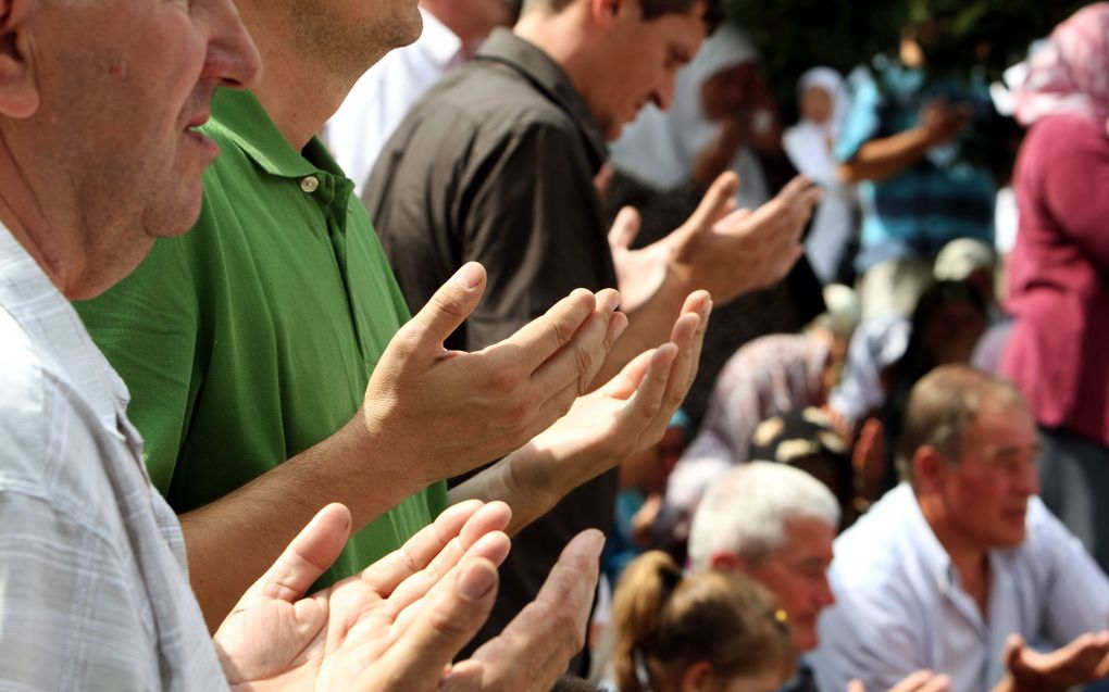 De Internationale Commissie voor Vermiste Personen (ICMP) heeft tot nu toe de identiteit vastgesteld van 6481 personen die waren vermist na de val van Srebrenica in juli 1995.  Foto EPA