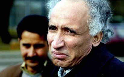 KAMP ZEIST - Abdulnaser al-Megrahi, broer van de Lockerbie-verdachte Abdel Basset Ali al-Megrahi, sprak donderdag met verslaggevers nadat het hof het hoger beroep van zijn broer had verworpen. - Foto EPA