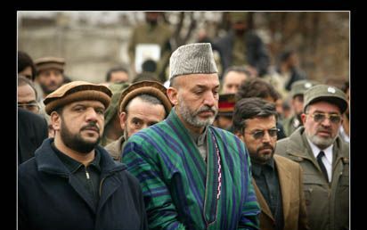 De interim-premier van Afghanistan, Karzai. - Foto