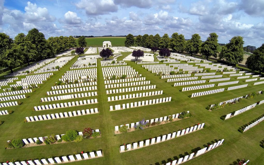 De Franse militaire begraafplaats N°2 van Serre-Hebuterne in Beaumont Hamel, Noord-Frankrijk. De begraafplaats voor soldaten die sneuvelden tijdens de Slag om de Ancre in november 1916 tijdens de Eerste Wereldoorlog, telt 5971 Britse, 619 Canadese, 401 Australische, 73 Nieuw-Zeelandse, 34 Zuid-Afrikaanse, 28 Newfoundlander en 13 Duitse graven. beeld AFP, Philippe HUGUEN