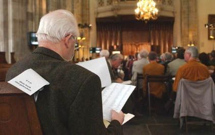 UTRECHT - „Wees zo vindingrijk mogelijk als het Koninkrijk Gods op het spel staat”, zei ds. J. RÃ¶ell uit Grevenbicht gisteren in de Utrechtse Domkerk. Zo’n 250 predikanten woonden daar de jaarlijkse predikantendag bij. Thema was deze keer ”Kerkelijke com