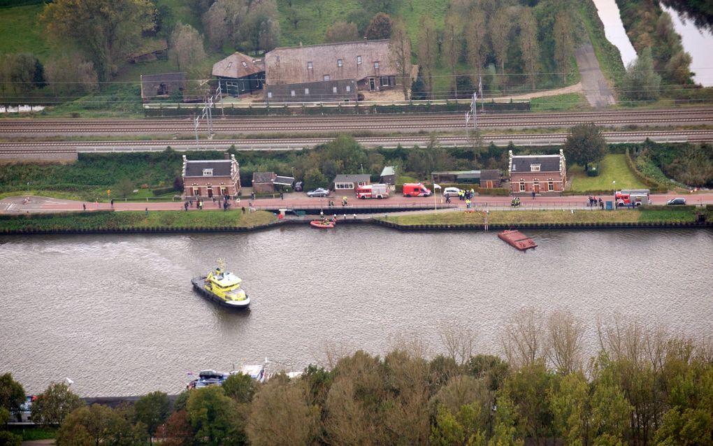 Minister Harbers wilde het veer, dat sinds 1892 bestaat, per 1 januari opheffen omdat de overtochten volgens Rijkswaterstaat te gevaarlijk worden. beeld ANP, Bram van de Biezen