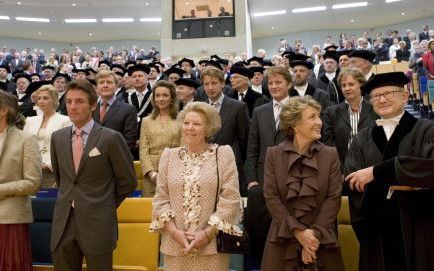 ENSCHEDE â€“ Mr. Pieter van Vollenhoven genoot vrijdag in Enschede grote belangstelling voor zijn inaugurele rede die hij hield ter gelegenheid van de aanvaarding van zijn functie als hoogleraar risicomanagement aan de Universiteit Twente. Nagenoeg de geh