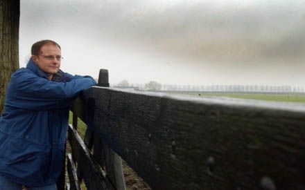 CULEMBORG - J. C. de Vos promoveert morgen in Groningen op de landbeschrijving in Jozua 15. Een van de conclusies: Men man vandaag geen conclusies trekken over het toenmalige territorium van IsraÃ«l. „Dat strijdt met de schroom in de teksten die ik heb on