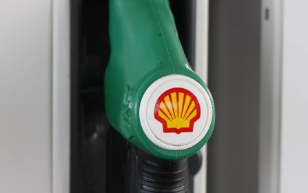 Shell, BP, Esso en Texaco hebben nog altijd de macht langs de snelweg. Foto ANP