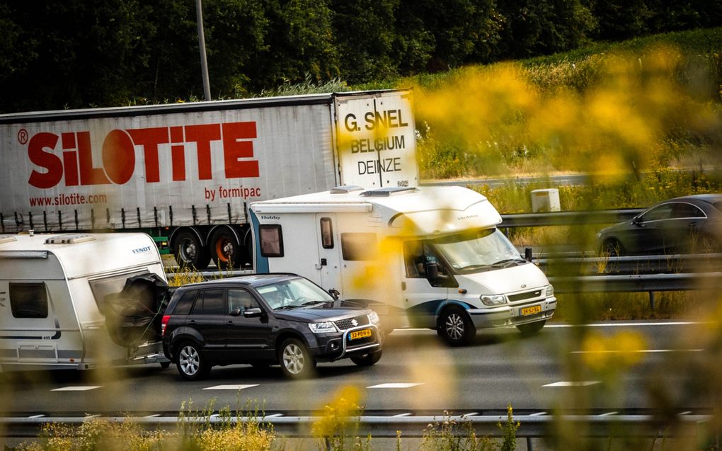 Het planbureau zegt dat het kabinet in het herstelbeleid oog moet houden voor onder andere de uitstoot van broeikassen als CO2 (koolstofdioxide). Beeld ANP Rob Engelaar