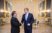 Koning Willem-Alexander heeft dinsdag Armin Laschet, de minister-president van de Duitse deelstaat Noordrijn-Westfalen, ontvangen. beeld ANP