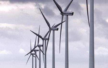 EMMELOORD – In de gemeente Noordoostpolder is dinsdag de zogeheten informatiekaravaan van het Windpark Noordoostpolder van start gegaan. Foto ANP