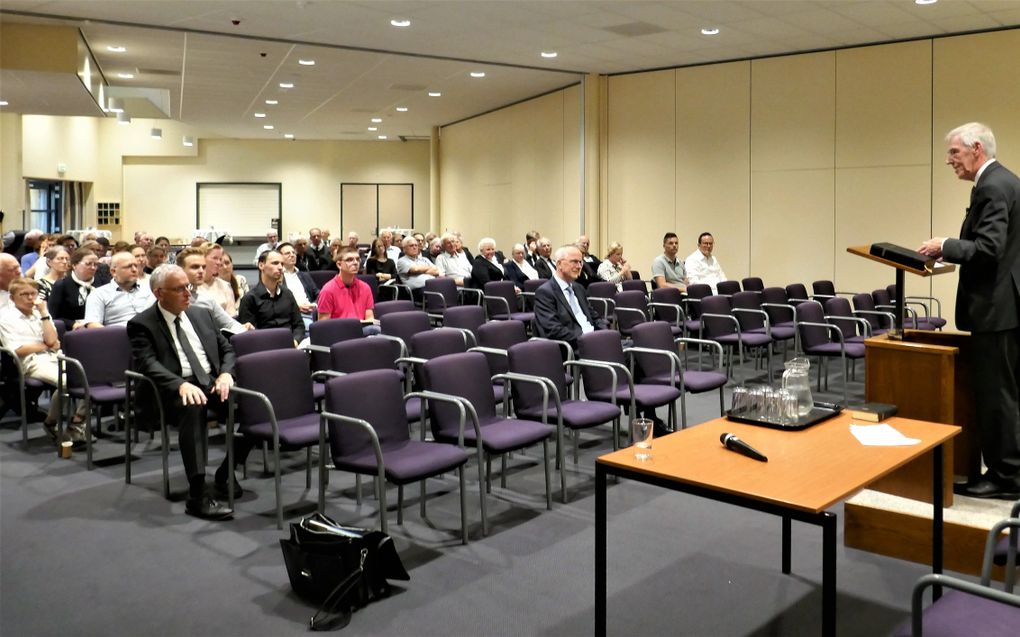 In Barneveld was vrijdag de ontmoetingsdag rond het tweemaandelijks blad ”Metgezel”. De bijeenkomst was georganiseerd door de stichting Vrienden van de Gospel Standard. beeld Jan van Reenen