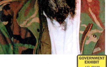 DOHA – In een nieuwe audioboodschap valt de topman van al-Qaida, Osama bin Laden, de leiders van prowesterse Arabische landen aan. De Arabische nieuwszender al-Jazeera zond de geluidsband zaterdag uit. Foto EPA