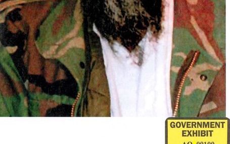 RIYAD – Met het verschijnen van een boek van een van de zonen van Osama bin Laden en met het nieuws dat een dochter zich schuilhoudt in de Saudische ambassade in Teheran worden er tipjes van de sluier opgelicht over het leven van de familie van de man die