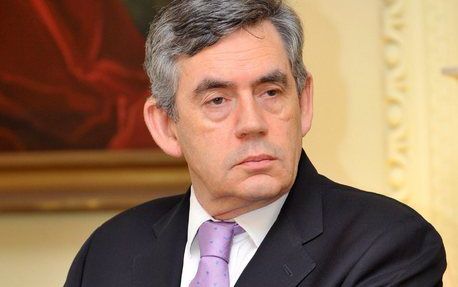 De Britse premier Gordon Brown heeft dinsdag op internet een eigen televisiekanaal gelanceerd, in de hoop zijn saaie imago op te vijzelen. Foto EPA