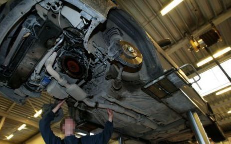 DEN HAAG - Ruim de helft van de garages haalt geen voldoende voor het uitvoeren van autobeurten. Foto ANP