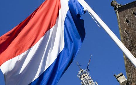 HAARLEM - Grote Kerk of Sint Bavo van Haarlem tijdens Bevrijdingsdag met de Nederlandse vlag. Foto ANP