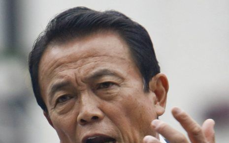 TOKIO - De regerende Liberaal Democratische Partij (LDP) in Japan heeft maandag de voormalige minister van Buitenlandse Zaken Taro Aso (68) gekozen als nieuwe partijleider. Aso volgt daarmee op korte termijn Yasuo Fukuda op als premier van het land. Foto 