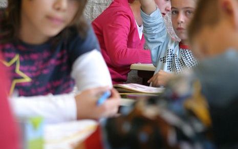 Kinderen vinden het moeilijk om met geld om te gaan. Foto ANP