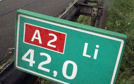 EINDHOVEN – De A2 is komend weekeinde afgesloten tussen Nederweert en knooppunt Leenderheide wegens wegwerkzaamheden. Van vrijdagavond 5 juni 20.00 uur tot zondagochtend 7 juni 12.00 uur is de A2 gesloten voor het verkeer vanuit het zuiden richting Eindho