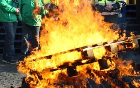 Protest bij Jupiler. Foto EPA