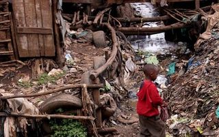 „Ontwikkelingssamenwerking heeft zich de afgelopen decennia de onmogelijke taak opgelegd de armoede de wereld uit te helpen. Maar het probleem is veel groter dan zij kan dragen.” Foto EPA