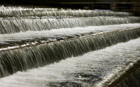 „De Nederlandse waterleidingbedrijven kunnen hun unieke kennis en ervaring overdragen aan publieke drinkwaterbedrijven in ontwikkelingslanden en zo een belangrijke bijdrage leveren aan de millenniumdoelstelling om miljoenen mensen aan betaalbaar drinkwate