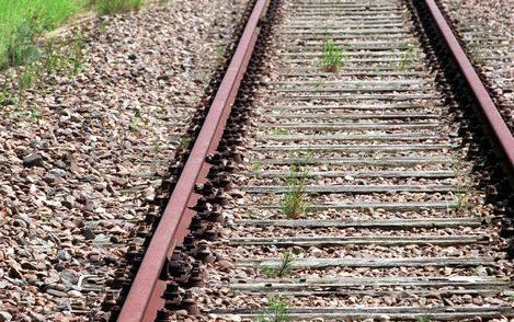 Jaarlijks komen tien tot twintig mensen door onvoorzichtigheid bij de rails om het leven. Foto ANP