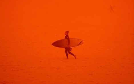 SYDNEY/GENEVE - Het zuidoosten van Australië gaat gebukt onder een hittegolf. Het is er nog nooit zo warm geweest in deze tijd van het jaar. Dat meldde de Wereld Meteorologische Organisatie, de afdeling van de VN die zich bezighoudt met het weer, dinsdag.