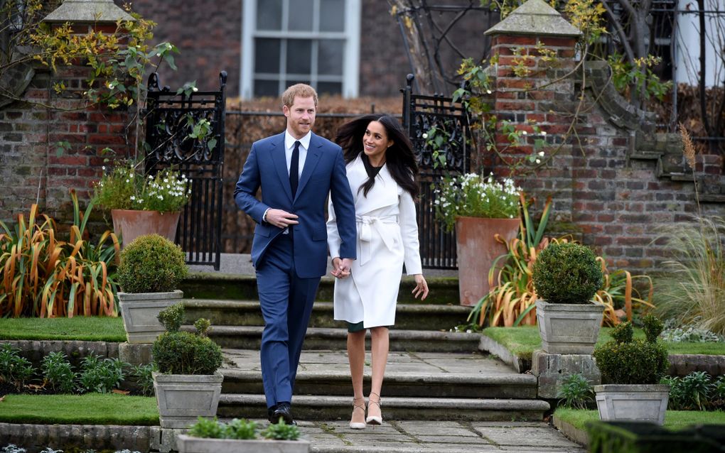 Prins Harry en Meghan Markle na de bekendmaking van hun verloving. beeld EPA